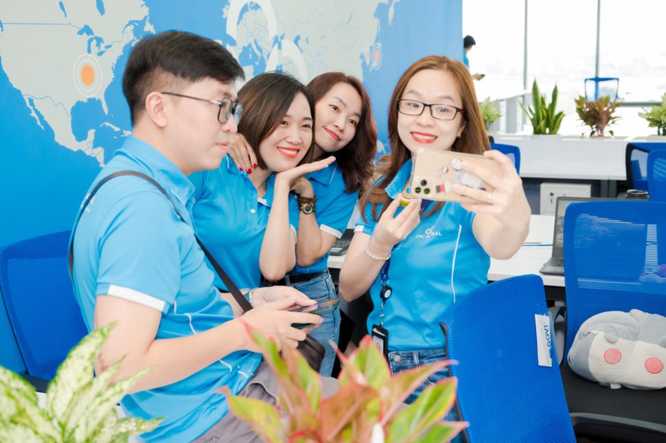 Van phong moi CMC Global